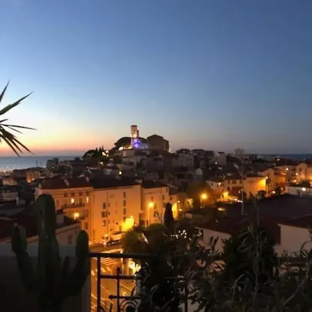 Apartment Avec Terrasse Vue